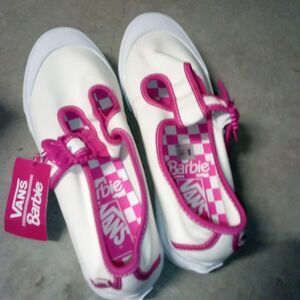 Vans Women's Pink and White Trainers